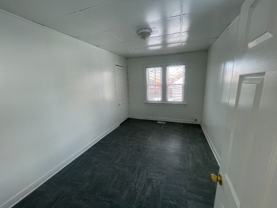 221 N Davison St #1 - Photo 1 of 1