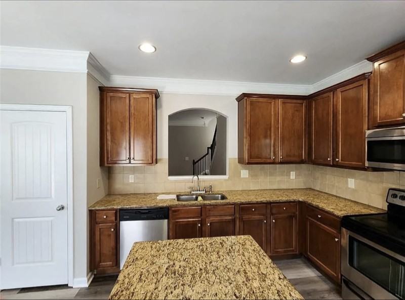 1620 Townview Ln - Photo 6 of 20