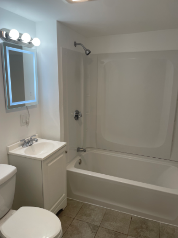 31 Carleton St #2 - Photo 4 of 7