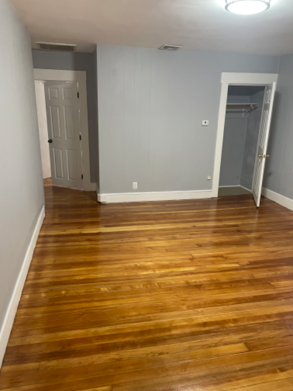 31 Carleton St #2 - Photo 5 of 7