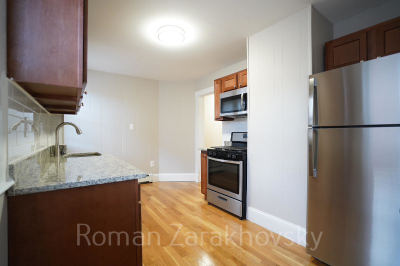 8 Ashford Ct #3A - Photo 4 of 20