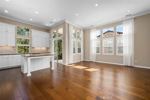 124 Hayseed - Photo 4 of 15