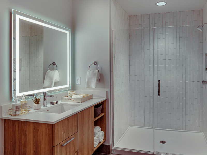 1200 N State Pkwy - Photo 4 of 8