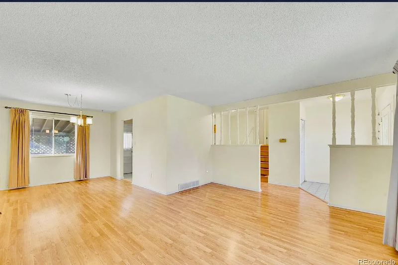 7165 S Syracuse Ct - Photo 4 of 19