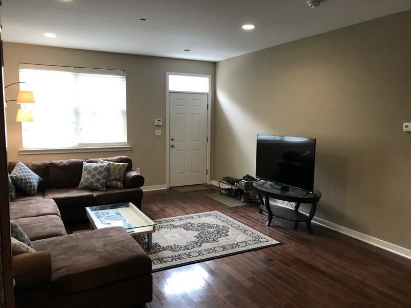 1235 S 17th St - Photo 5 of 10