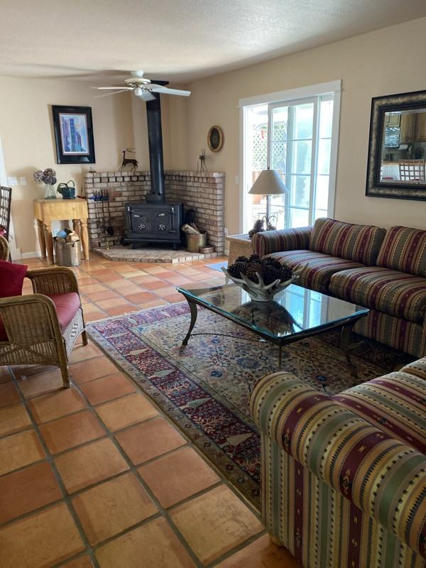 4609 Morris Ct - Photo 4 of 11