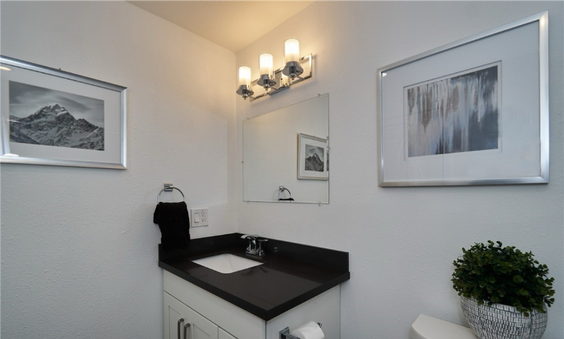 4213 S 185th St - Photo 5 of 10