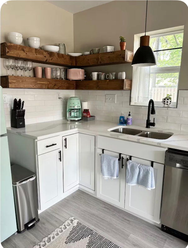 5920 Rosslyn Ave #B - Photo 4 of 14