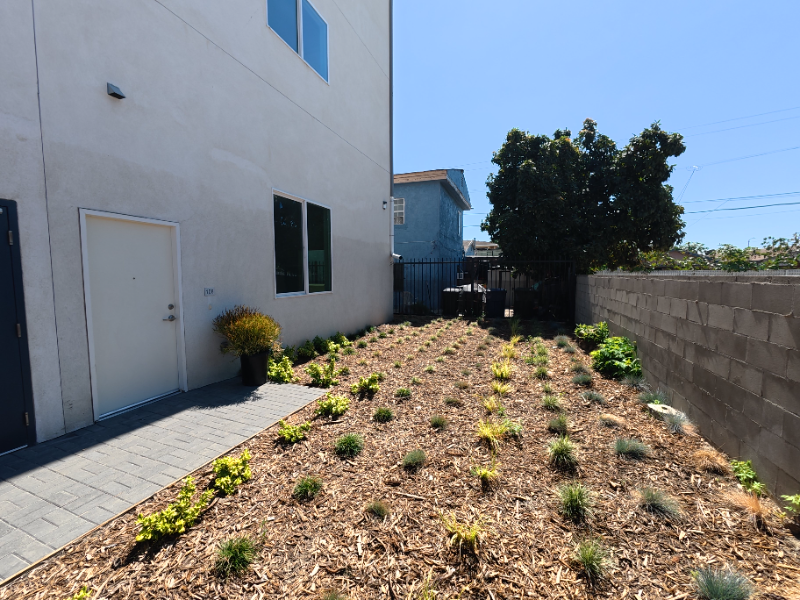 10501 Wilmington Ave #1 - Photo 2 of 6