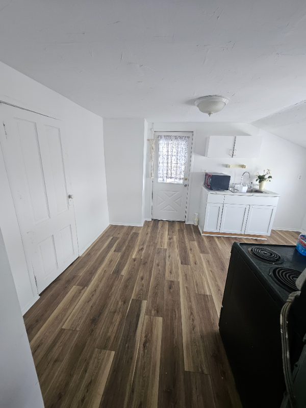 3209 Saratoga Ave #2 - Photo 4 of 18