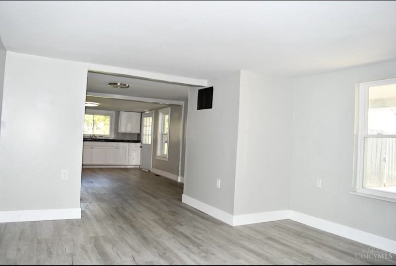 150 E North St #W - Photo 3 of 10