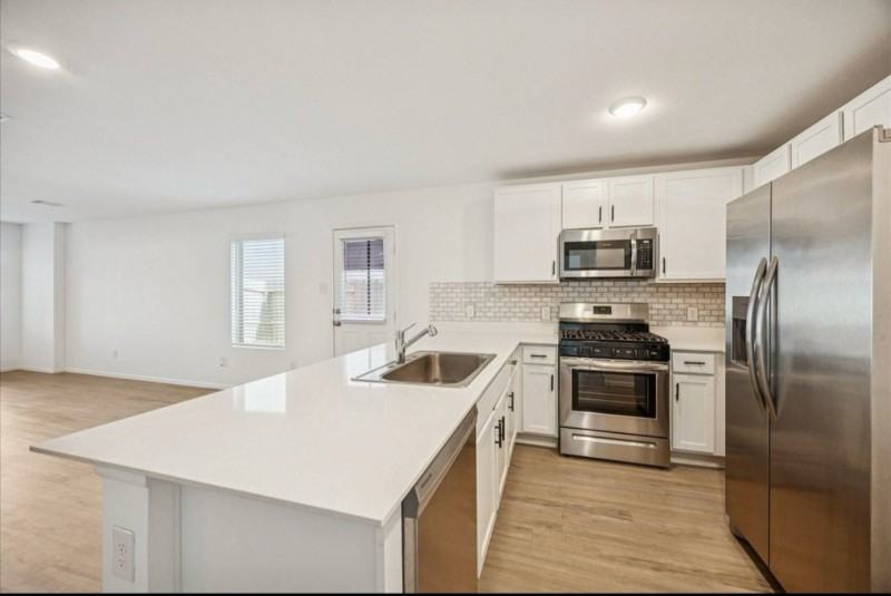 329 Riverwood Village Ln - Photo 2 of 15