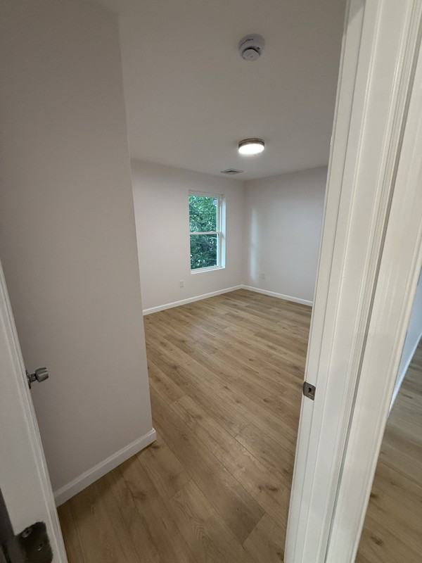 37 Durham St #1 - Photo 4 of 8