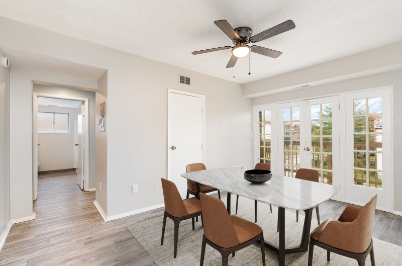 566 Glenwood Ave #25 - Photo 3 of 12