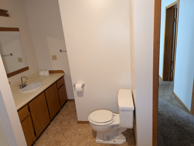 426 Maple St - Photo 6 of 18