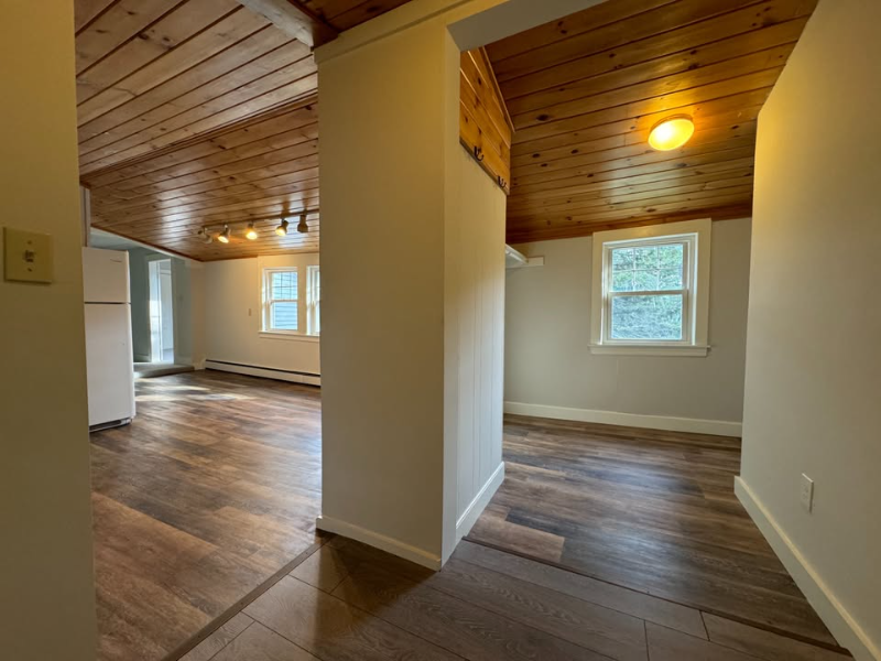 121 E Main St - Photo 3 of 17