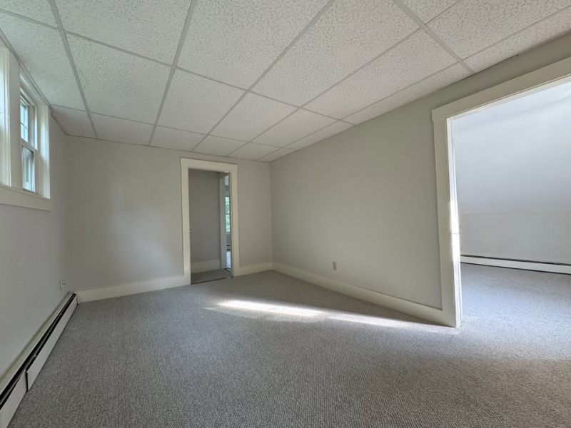 121 E Main St - Photo 7 of 17