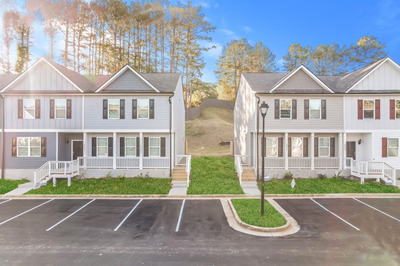 2833 Saratoga Lake Vw - Photo 5 of 19