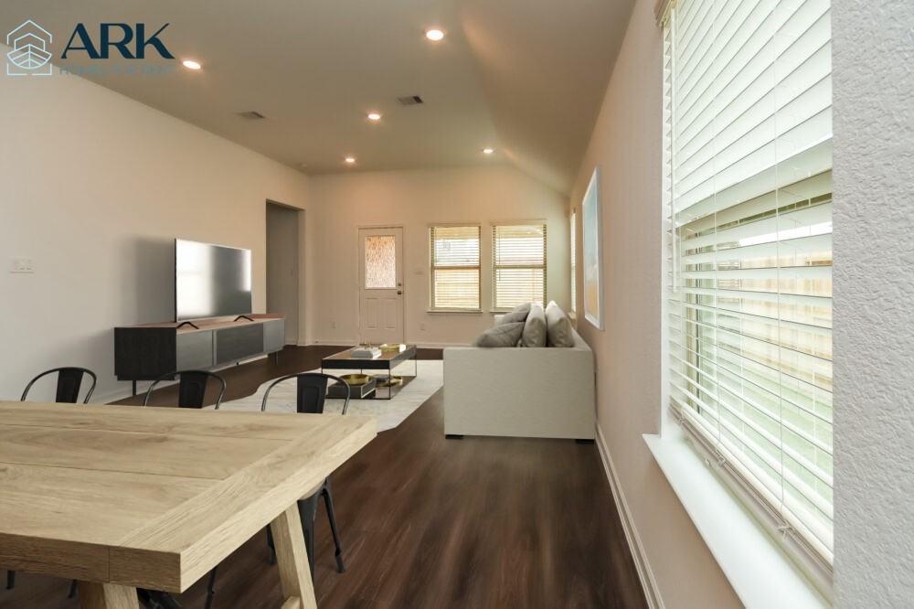 5434 Tourmaline Way - Photo 5 of 24