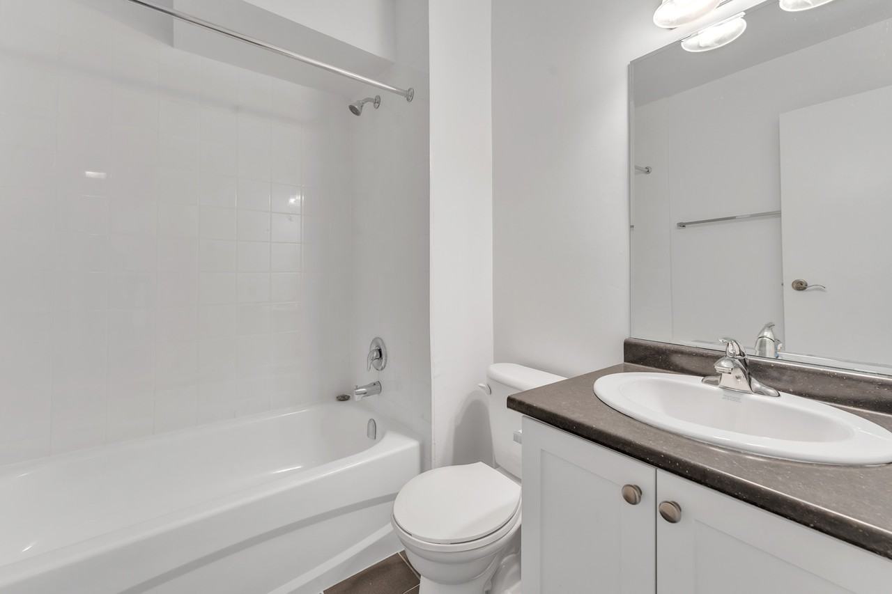 Macintosh Apartments - Photo 6 of 6