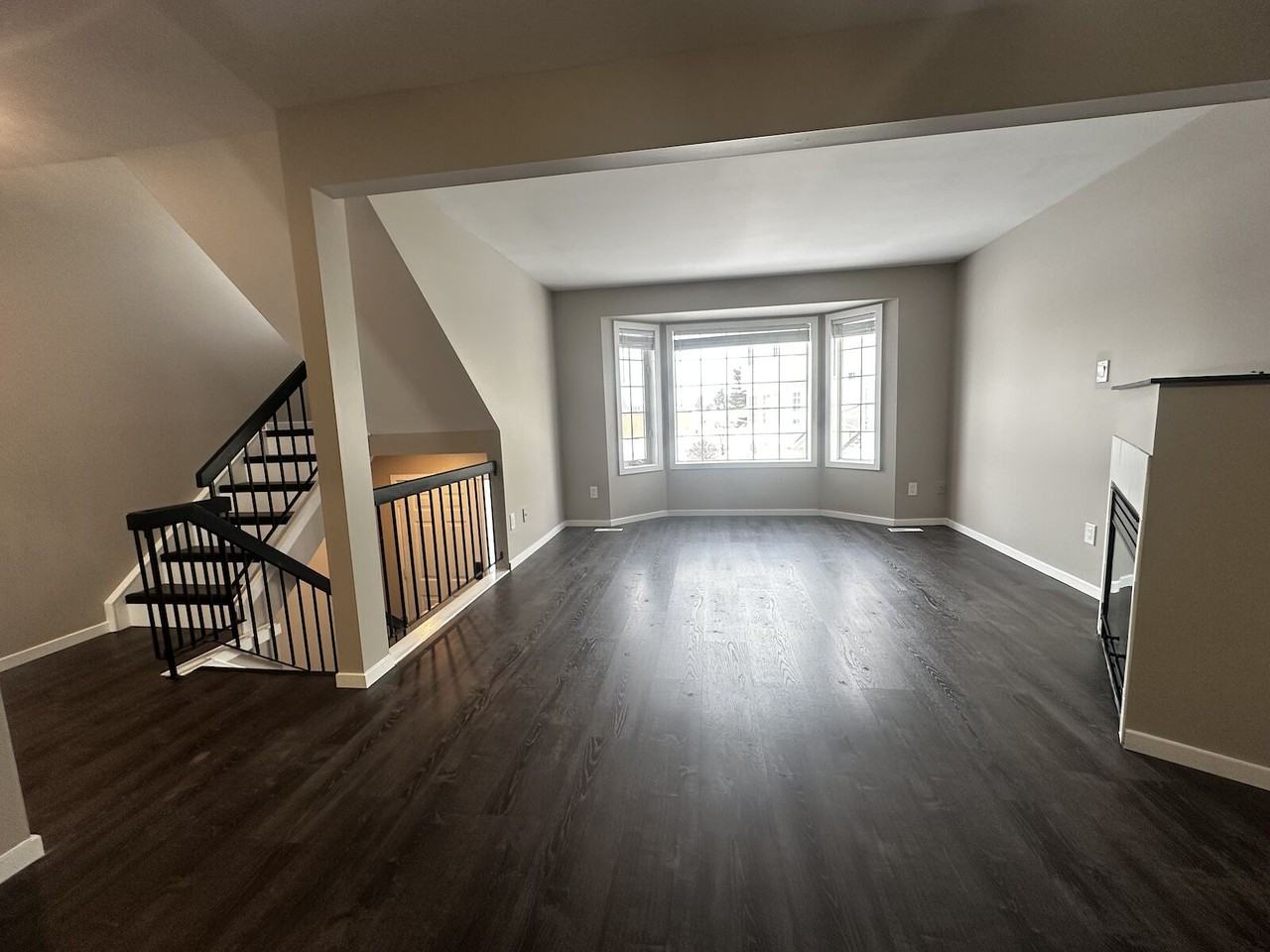 7623 Mill Woods Road Northwest, Edmonton, Alberta, Canada, T6K 1Y7 - Photo 6 of 17