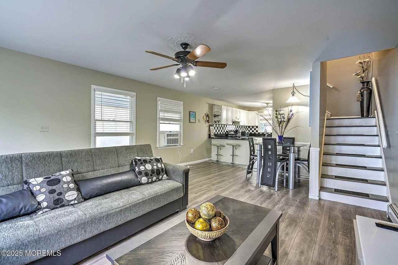 18 Waterview Place - Photo 5 of 9