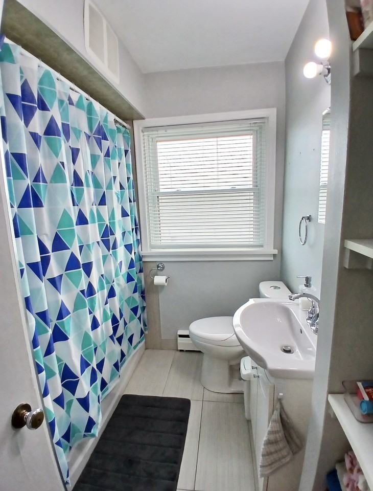 Centre St S - Photo 6 of 6