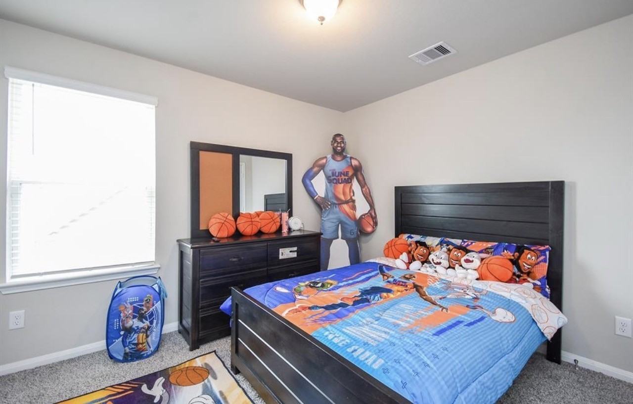 6927 Ventura Dr #6927 - Photo 4 of 20