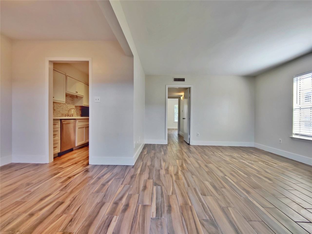 600 19th St #600-16 - Photo 2 of 29