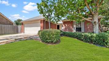 featured image of 2610 Cloverfield Ct #2610