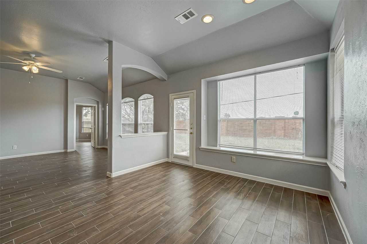 3306 Stratford Pointe Dr #3306 - Photo 7 of 32