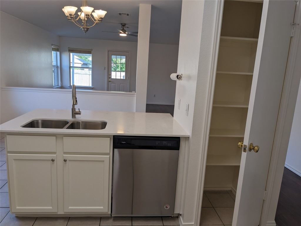 600 Mccarthur Dr #600 - Photo 4 of 19