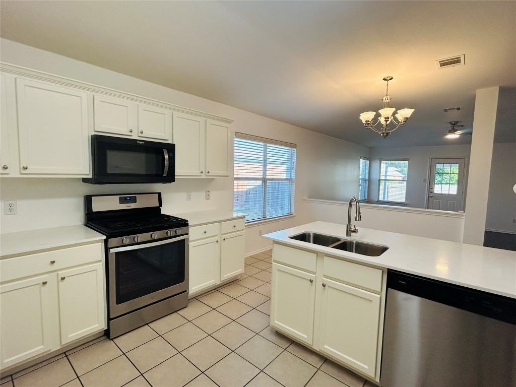 600 Mccarthur Dr #600 - Photo 6 of 19