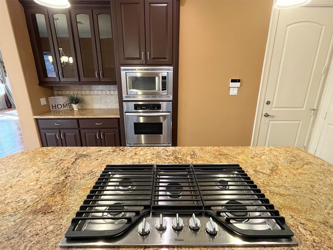 5455 Hidalgo St #5455 - Photo 4 of 22