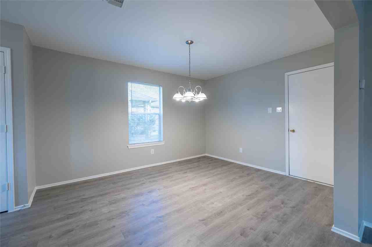 10223 Revelstoke Dr #10223 - Photo 3 of 20