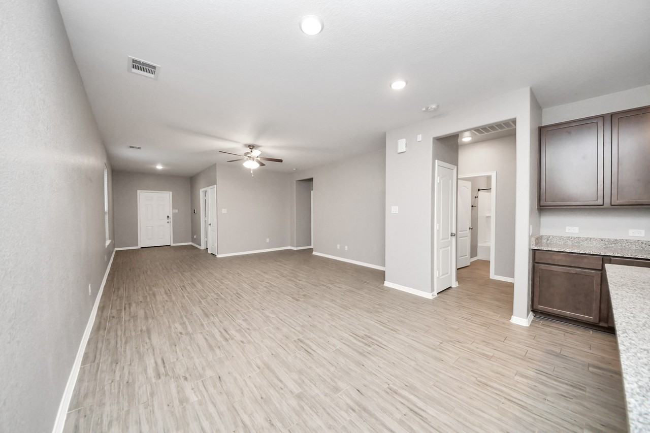 24719 Colony Meadow Trl #24719 - Photo 6 of 38