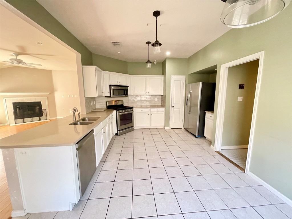 7008 Auckland Dr #7008 - Photo 3 of 22