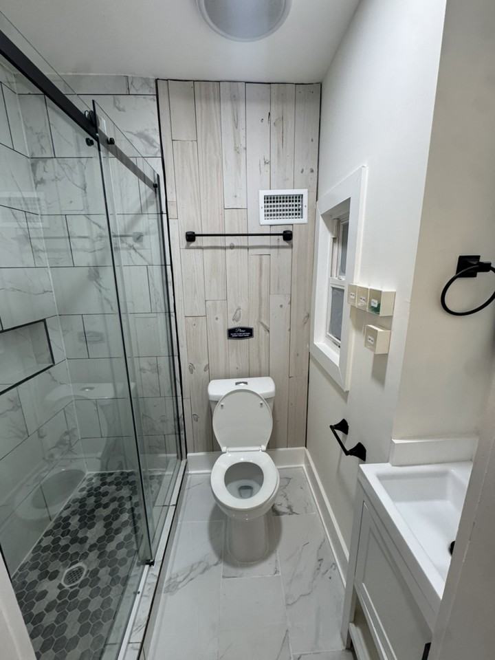 268 Ogden St - Photo 7 of 12