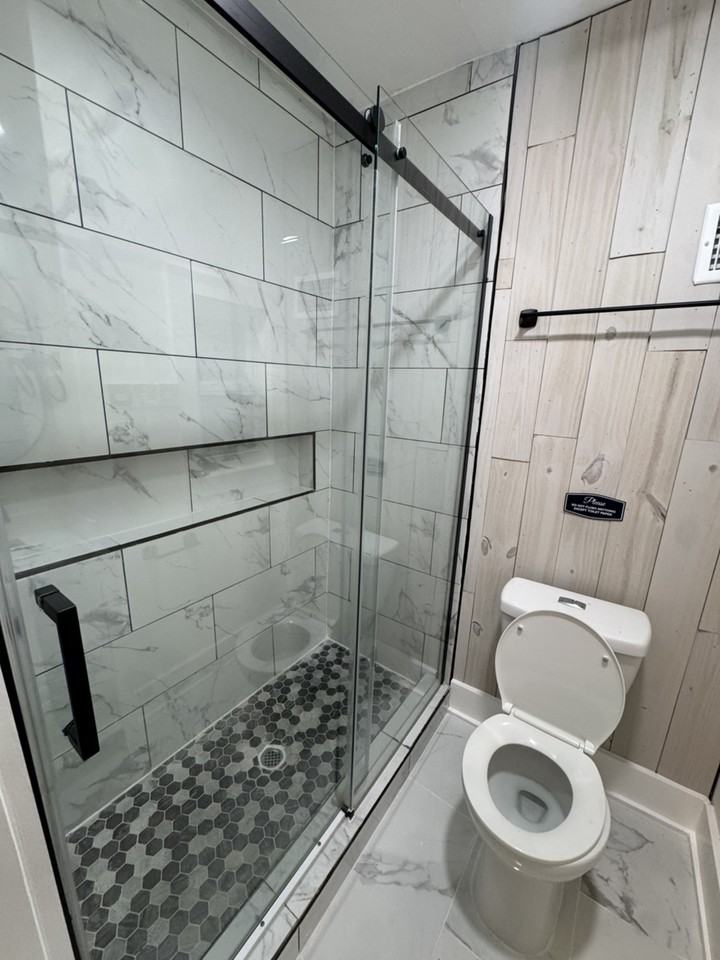 268 Ogden St - Photo 4 of 12