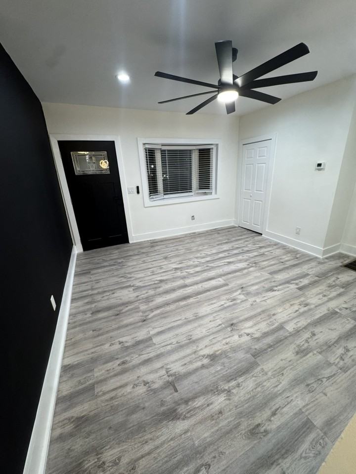 268 Ogden St - Photo 3 of 12