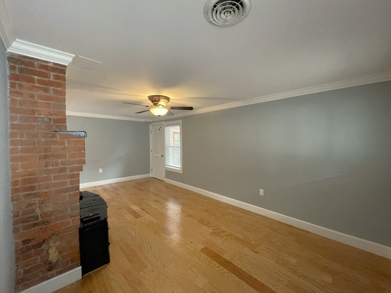 209 College Ave #2 - Photo 3 of 22