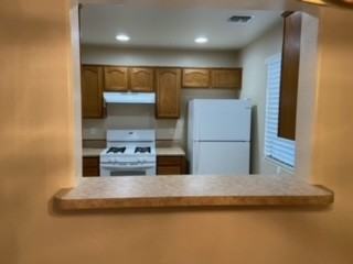 2829 N Superstition Ln #C - Photo 5 of 16