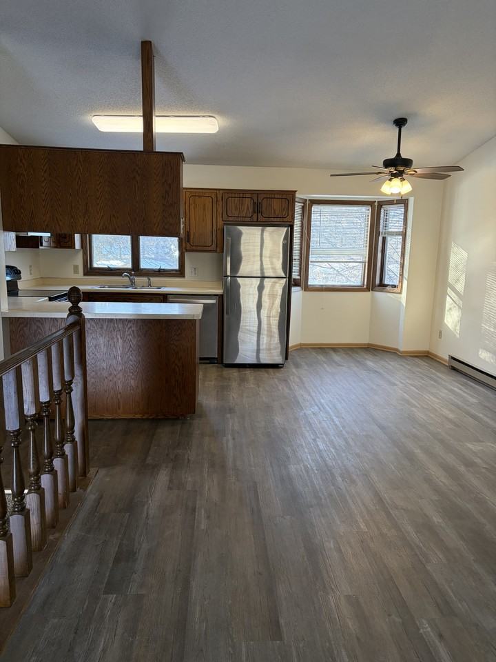 1020 Benedict Dr #NA - Photo 4 of 13