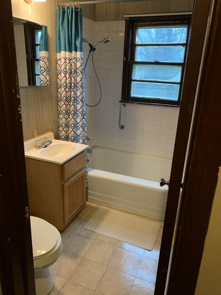 S Summit St #930 - Photo 3 of 12