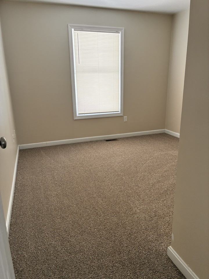 248 Green St #2 - Photo 7 of 7