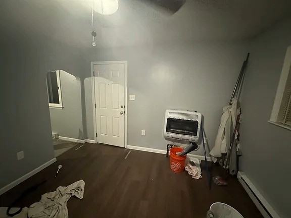 419 Corner St #B - Photo 3 of 16