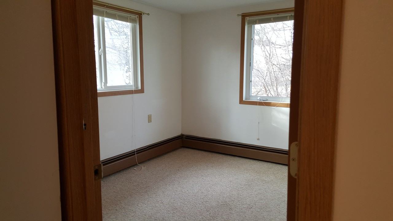 611 Lake Ave #8 - Photo 5 of 8
