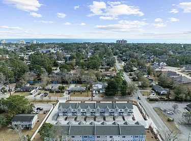 900 62nd Ave N #D - Photo 2 of 13