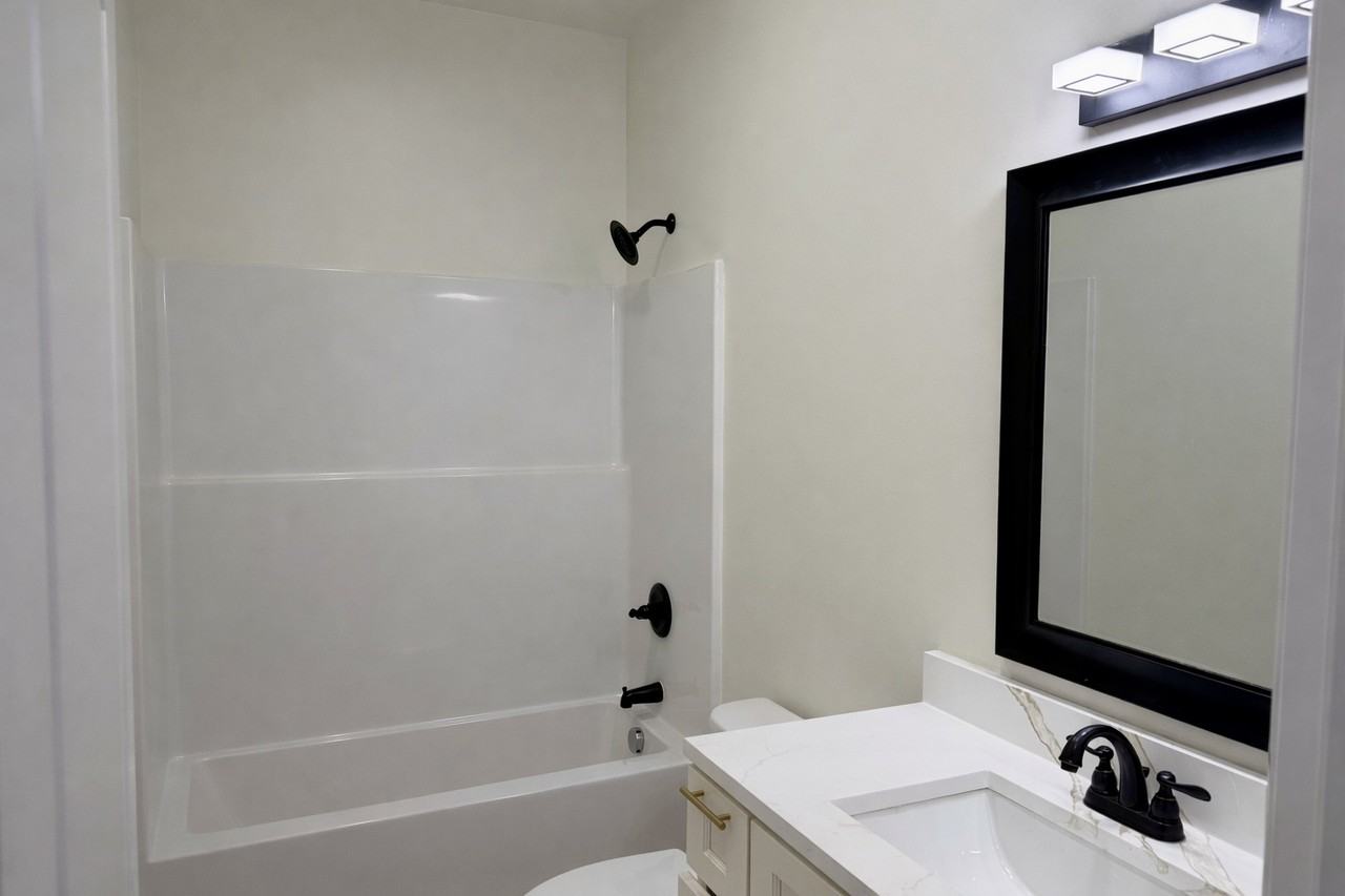 3455 La Salle Dr #NA - Photo 6 of 7