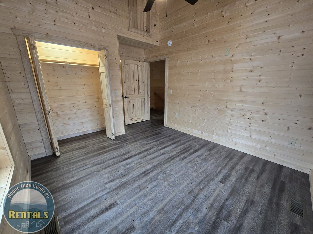 219 Oliver Ln - Photo 7 of 17